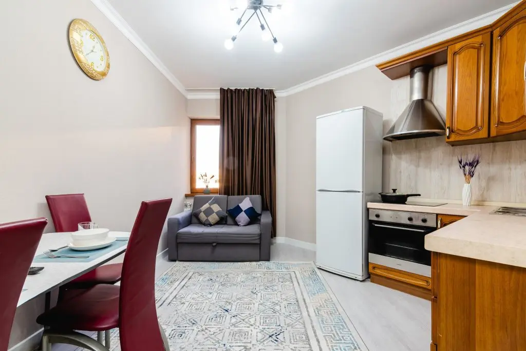 Алматы: Meridian Apartments (Мередиан Апартментс) на улице Масанчи 23/8