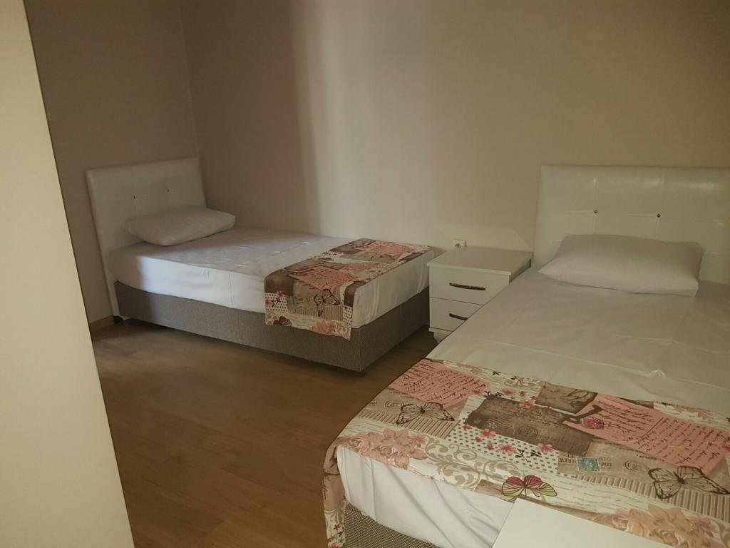 Айвалык: Midilli Otel Sarimsakli