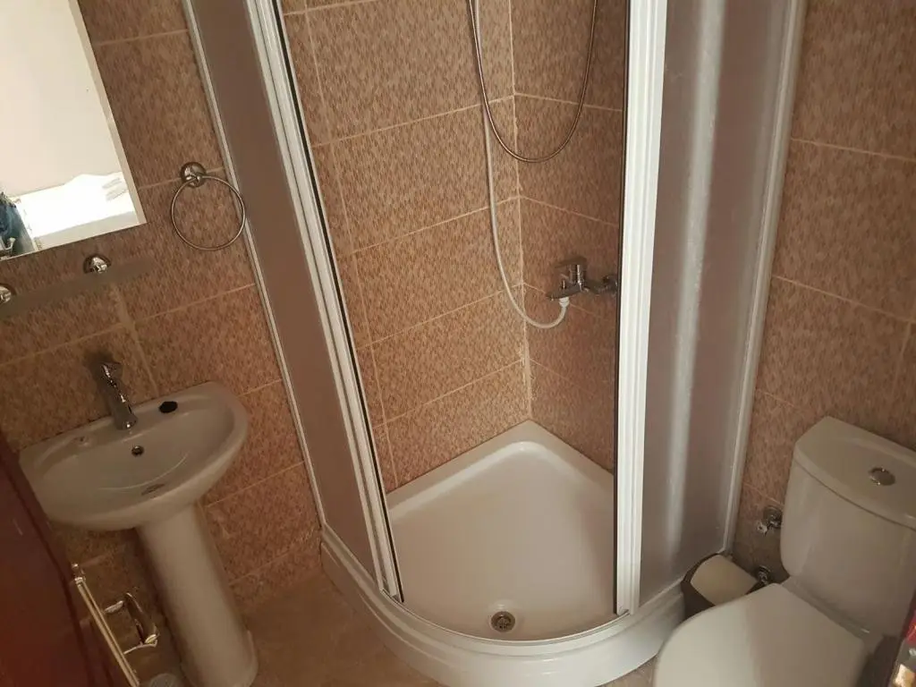 Айвалык: Midilli Otel Sarimsakli