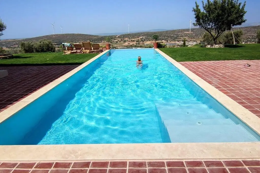 Чешме: Magnificent Stone House Villa 14 beds 7 en-suite rooms Çeşme (450 m2 6500 land)
