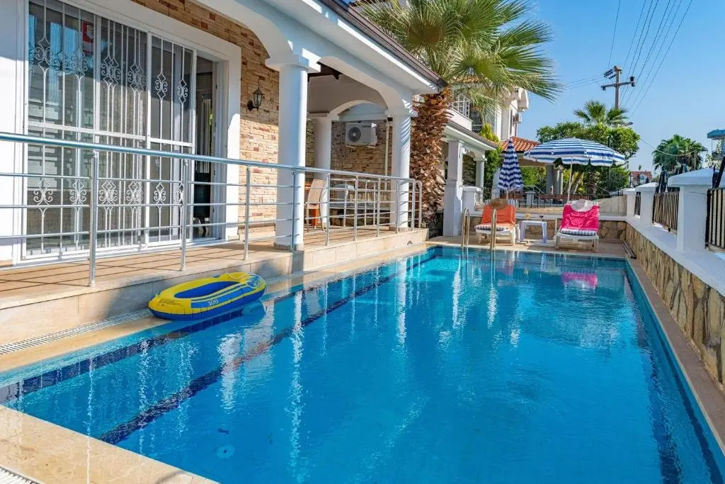 Фетхие: Villa Yasam Park - Luxury 8 Person - Fethiye Calis Beach 90mt