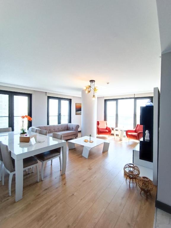 Стамбул: Luxury Fully Equipped 3BR 2BA Apartment by Siena Suites