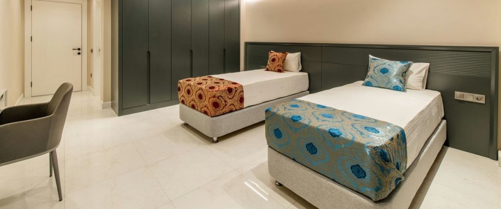 Исламлар: Villa Kalist 5