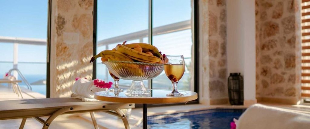 Исламлар: Villa Nare 9