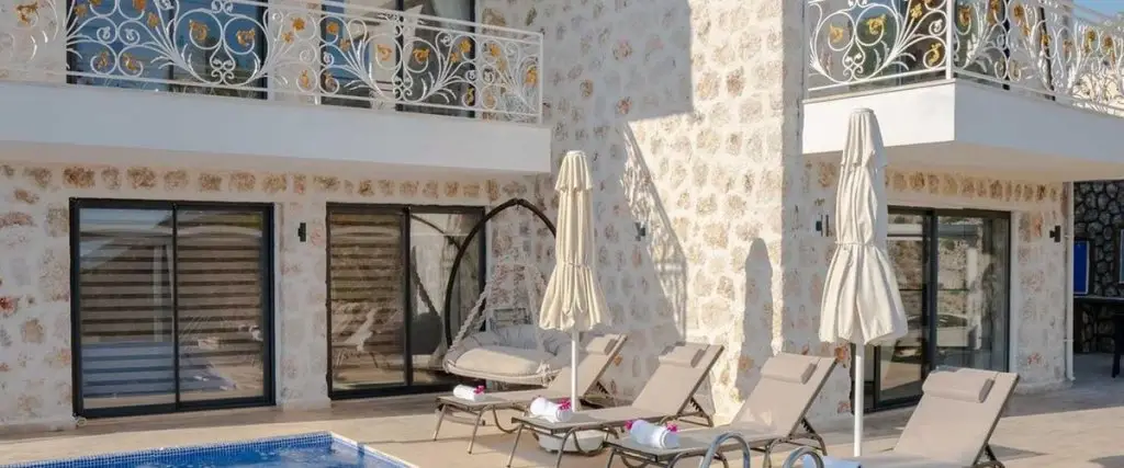 Исламлар: Villa Nare 9