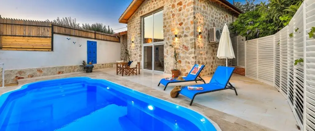 Исламлар: Villa Tas Ev