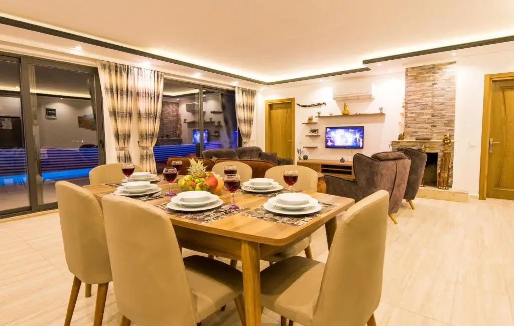 Исламлар: Villa Gül