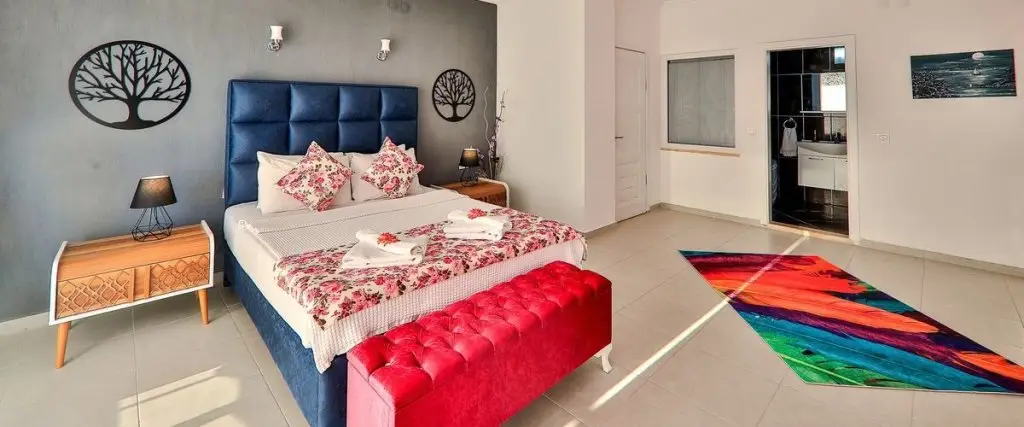 Исламлар: Villa Melly İslamlar