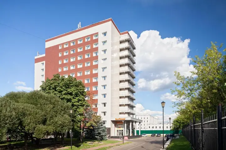 Москва: Отель Marins Park Hotel Москва Пражская