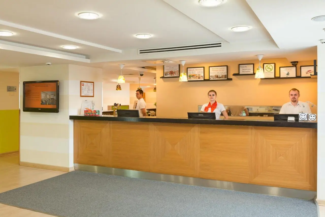 Москва: Отель Marins Park Hotel Москва Пражская