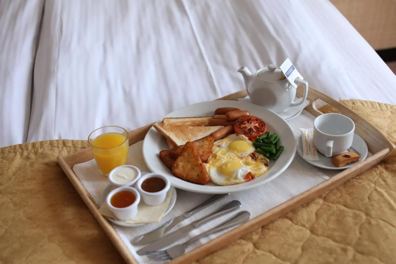 Москва: Отель Marins Park Hotel Москва Пражская