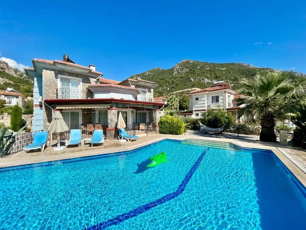 Фетхие: Private Pool - Private 1000m2 Garden, 4 Bedroom - 3 Bathroom - 8 Person, DETACHED Villas, Unlimited WiFi - Free Parking