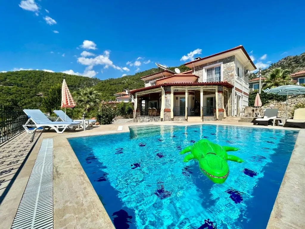 Фетхие: Private Pool - Private 1000m2 Garden, 4 Bedroom - 3 Bathroom - 8 Person, DETACHED Villas, Unlimited WiFi - Free Parking