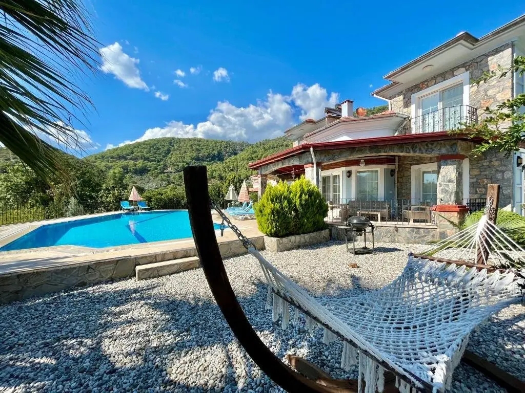 Фетхие: Private Pool - Private 1000m2 Garden, 4 Bedroom - 3 Bathroom - 8 Person, DETACHED Villas, Unlimited WiFi - Free Parking