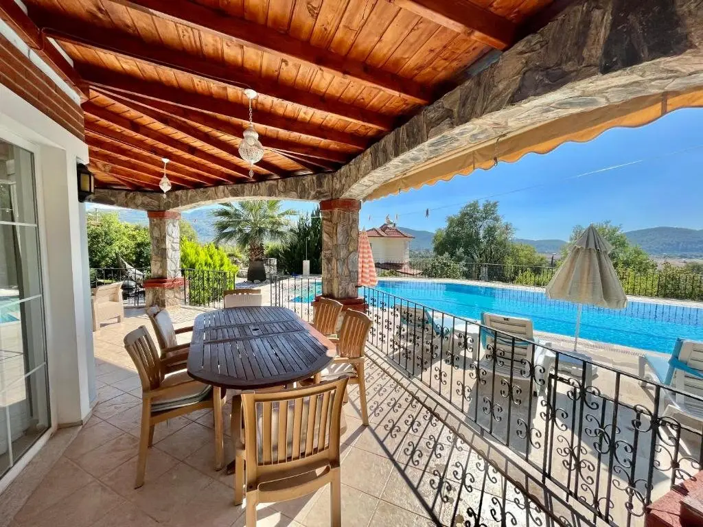 Фетхие: Private Pool - Private 1000m2 Garden, 4 Bedroom - 3 Bathroom - 8 Person, DETACHED Villas, Unlimited WiFi - Free Parking