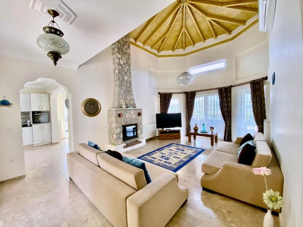 Фетхие: Private Pool - Private 1000m2 Garden, 4 Bedroom - 3 Bathroom - 8 Person, DETACHED Villas, Unlimited WiFi - Free Parking