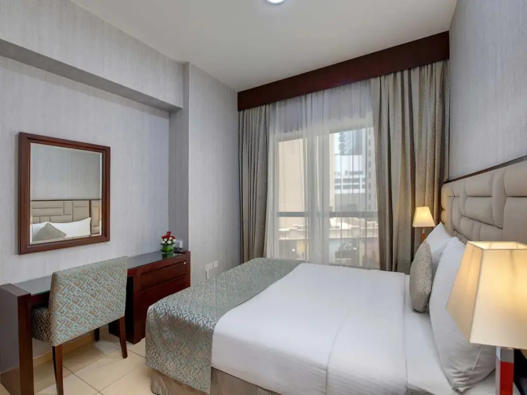 Дубай: Suha Hotel Apartments by Mondo