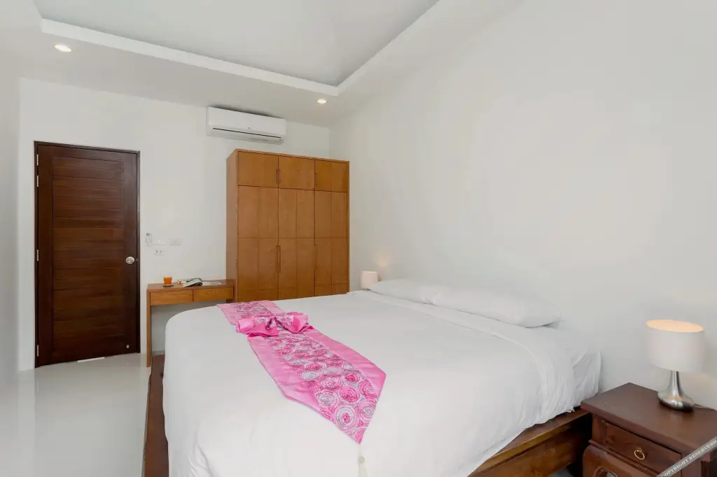 Муанг: Thai Themed Boutique Villa with Pool Three Bedrooms Villa