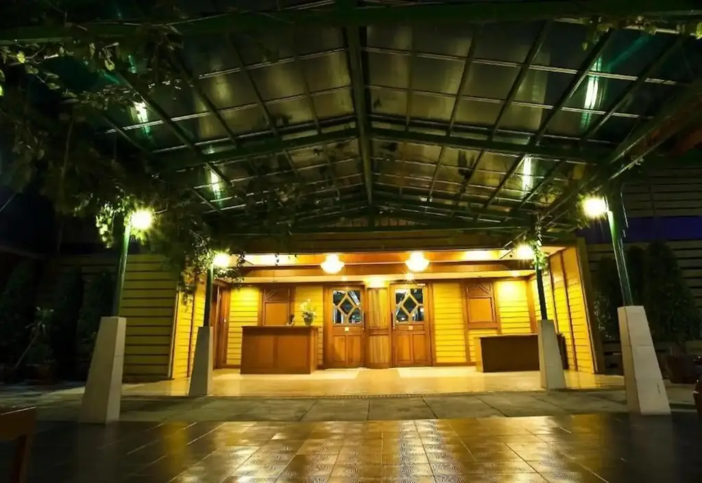 Самутпракан: Zaza Hotel Bangpoo