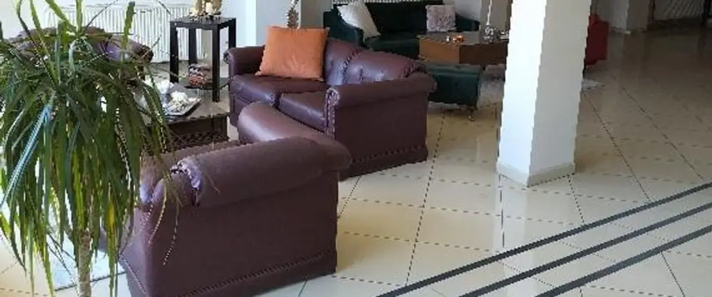 Унье: Kumsal Otel