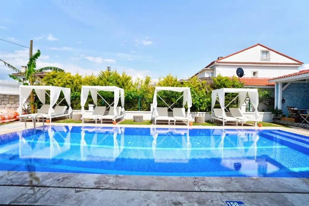 Чешме: La Mira Suites Hotel Alaçatı