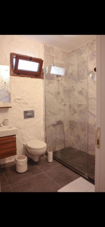 Чешме: Lion Hotel Alacatı