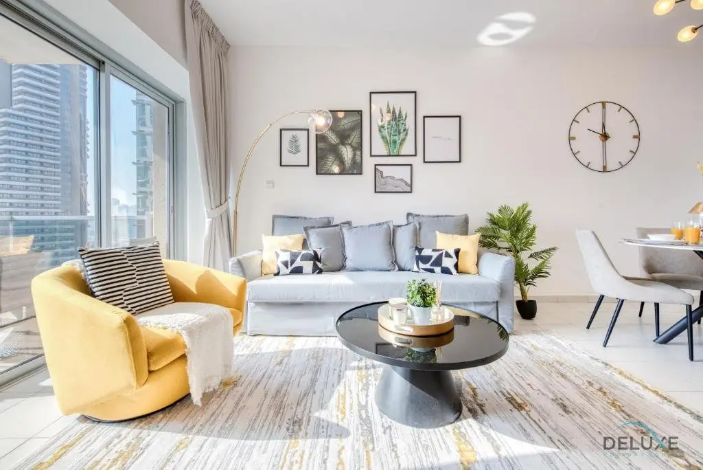 Lavish 1BR at Marina Towers Dubai Marina by Deluxe Holiday Homes — фото 1