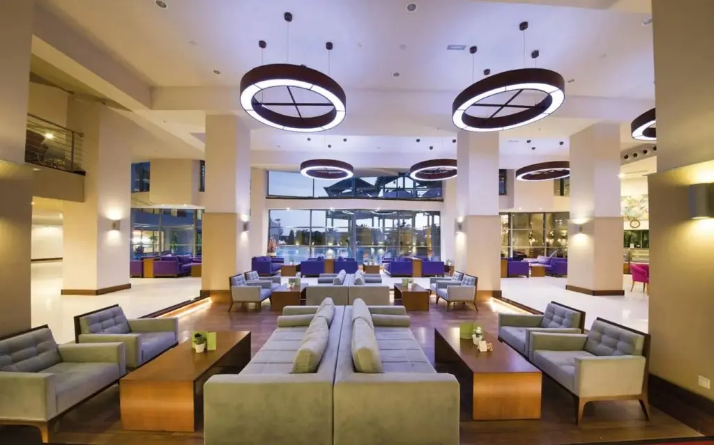 Аксу: Limak Lara Deluxe Hotel & Resort