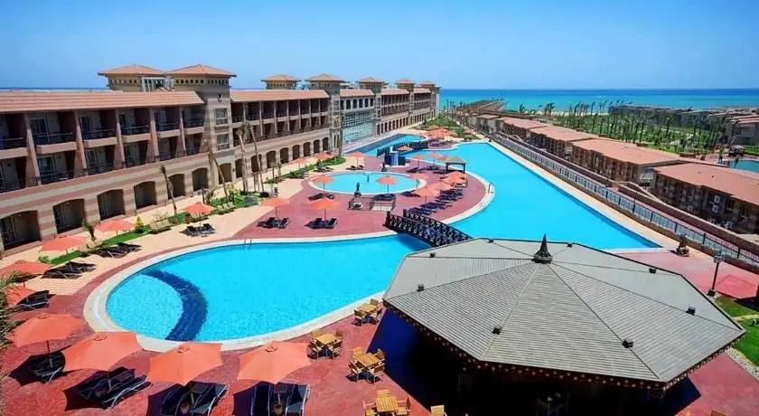 Айн-Сохна: Centara Grand Beach Resort & Spa Sokhna