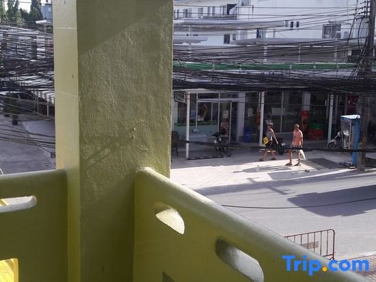 Муанг: ATM Apartment