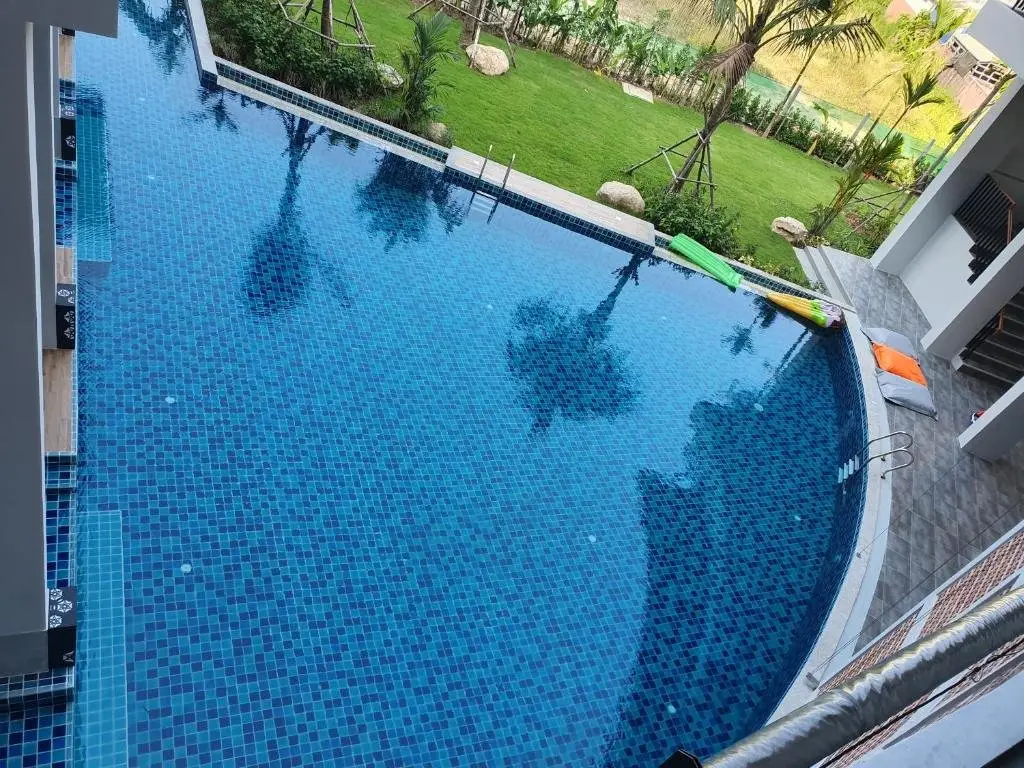 Тхаланг: Atom Phuket Hotel