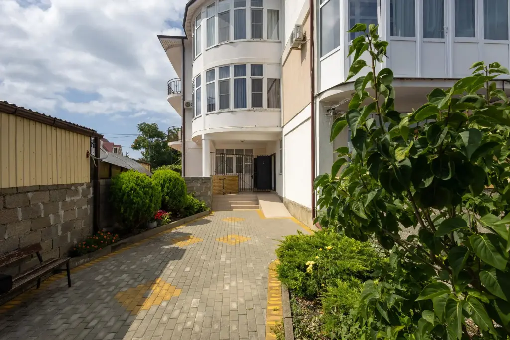 Сочи: Апартаменты Red Apartments Крамского Флоренция