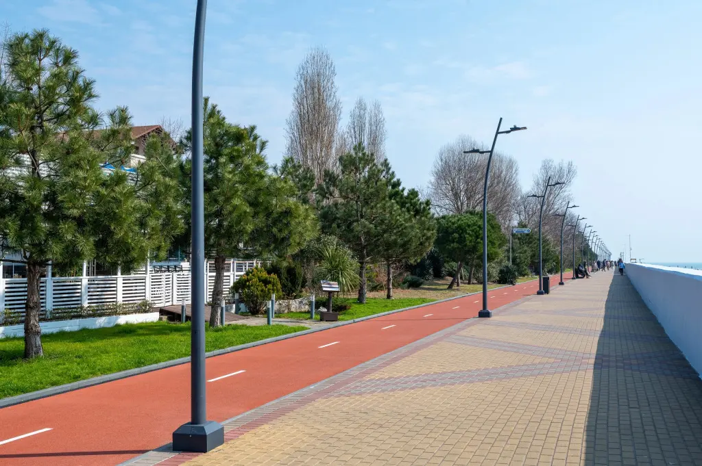Сочи: Апартаменты Red Apartments Крамского Флоренция