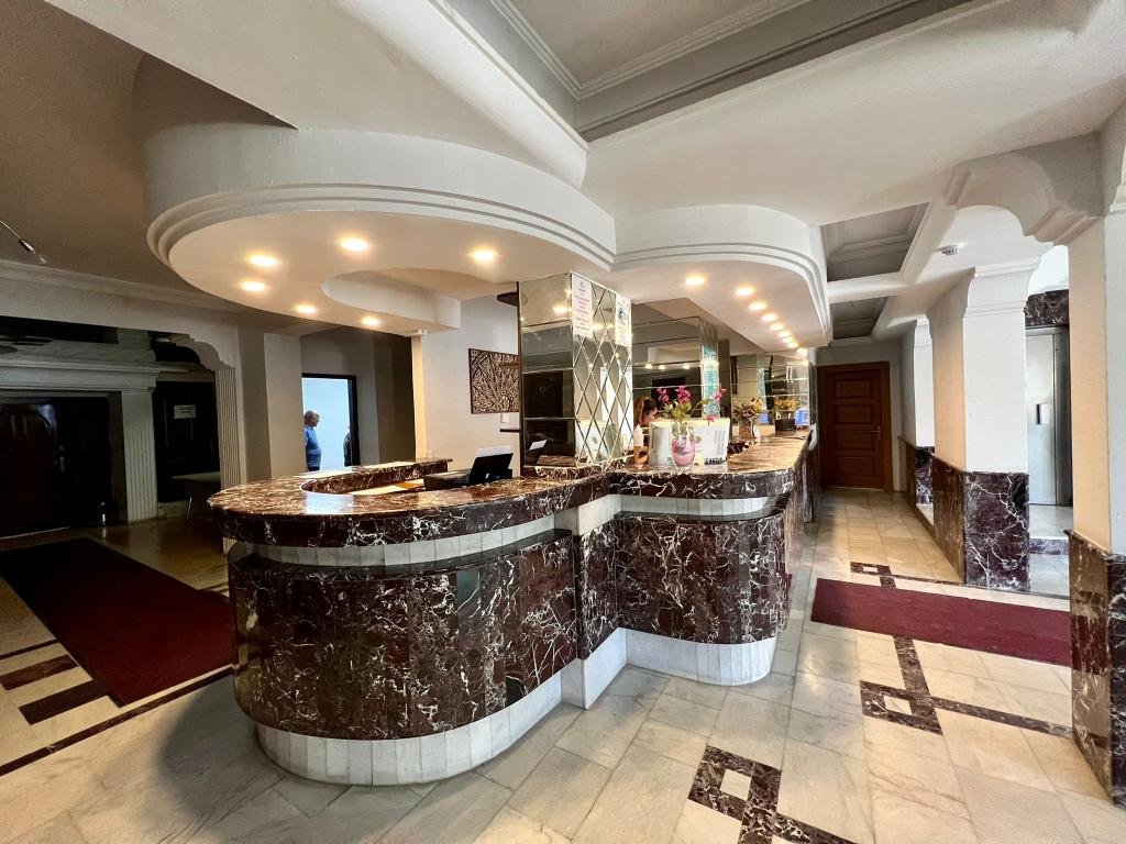 Karşıyaka Hotel — фото 1