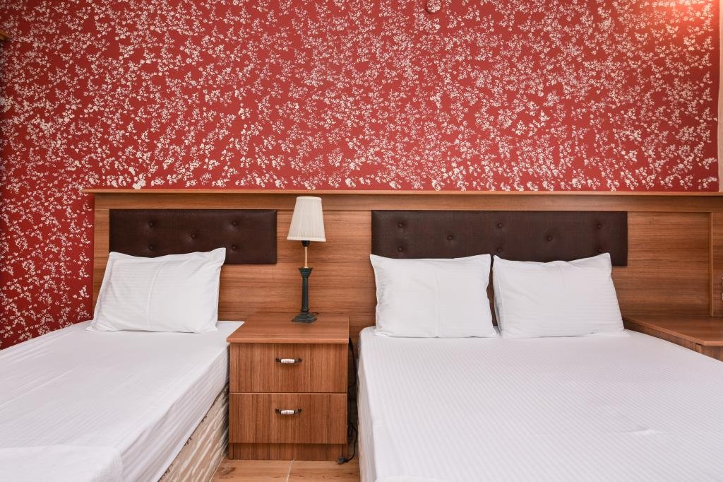 Айвалык: Turkevi Otel Sarimsakli