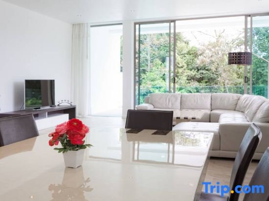 East Home Exquisite Private Villa Phuket — фото 1