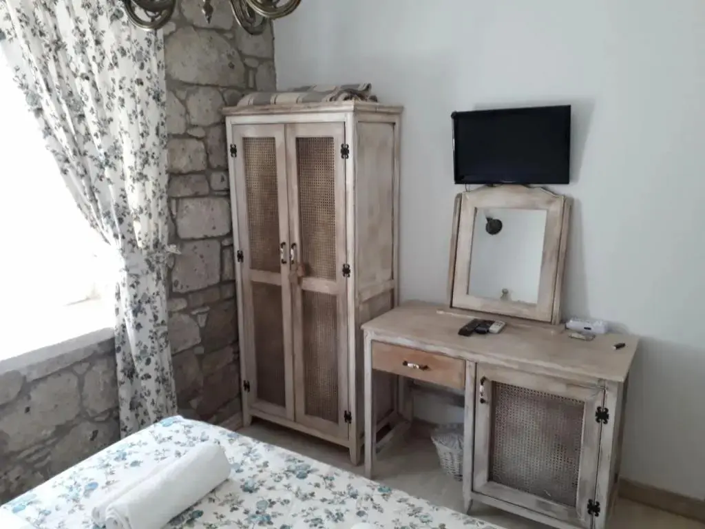 Чешме: Cifte Kuyu Otel Alacati