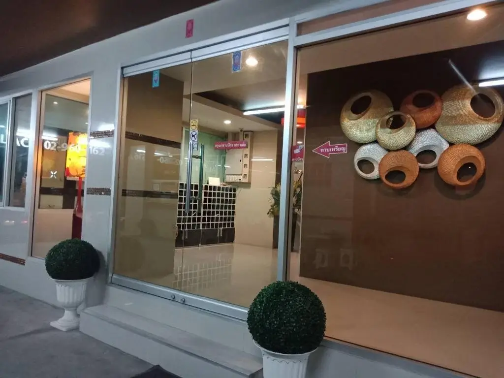 Паккрет: Crystal Place