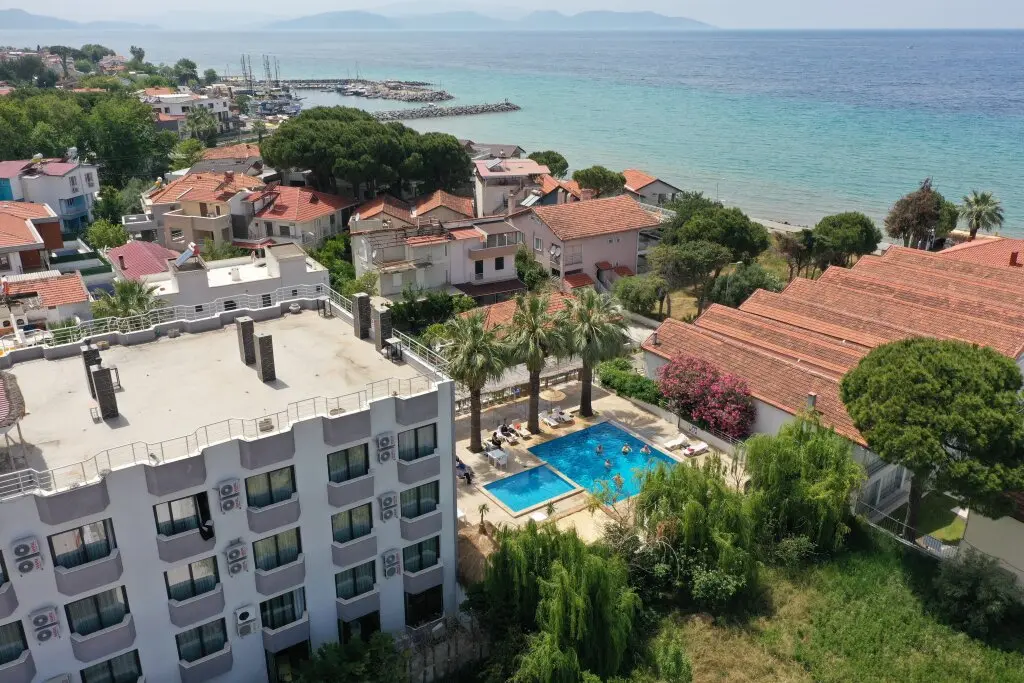 Гюзельчамлы: Hotel Medos