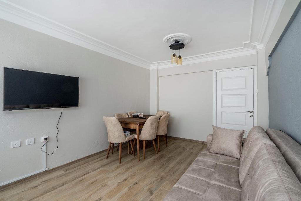 Бурса: Altiparmak central 4 bedroom apartment