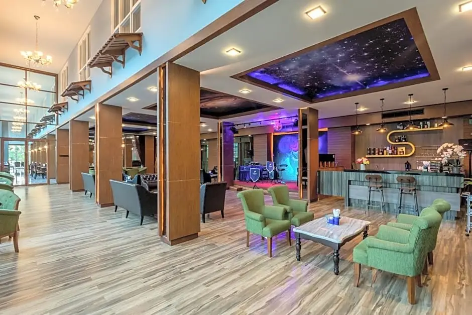 Тай-Муанг: Le Erawan Phang Nga Hotel