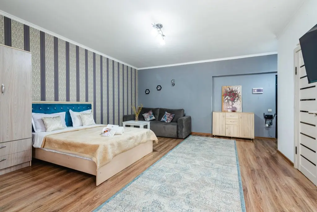 Алматы: Meridian Apartments (Мередиан Апартментс) на улице Мукагали Макатаева 131 корпус 8