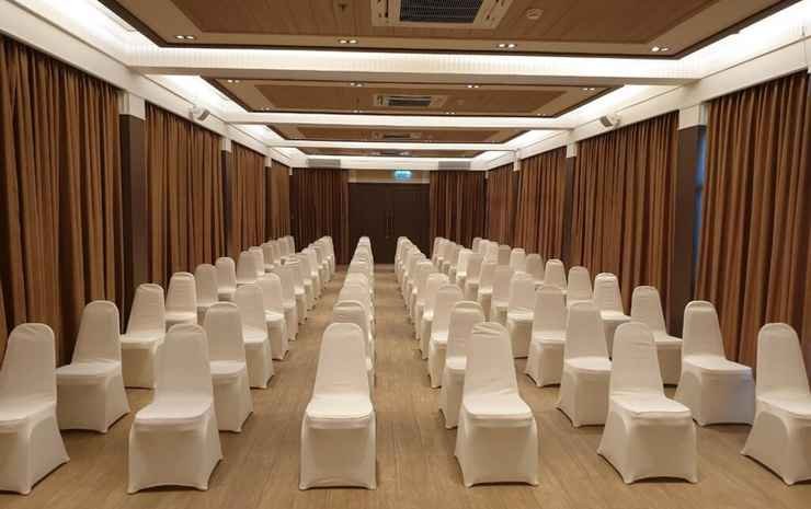 Саттахип: Swan Lake Hotel Sattahip