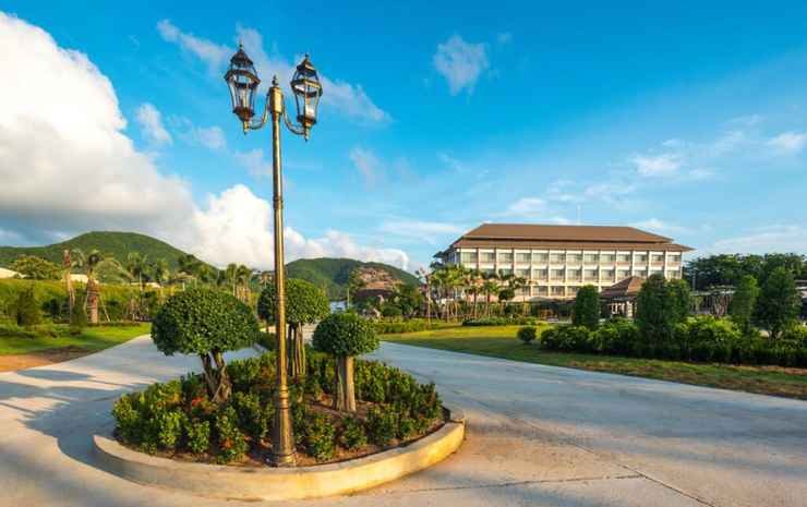 Саттахип: Swan Lake Hotel Sattahip