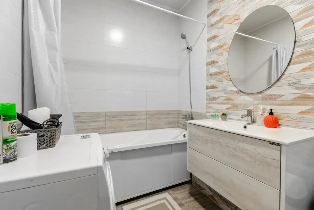 Алматы: Meridian Apartments (Мередиан Апартментс) на улице Мукагали Макатаева 131 корпус 7