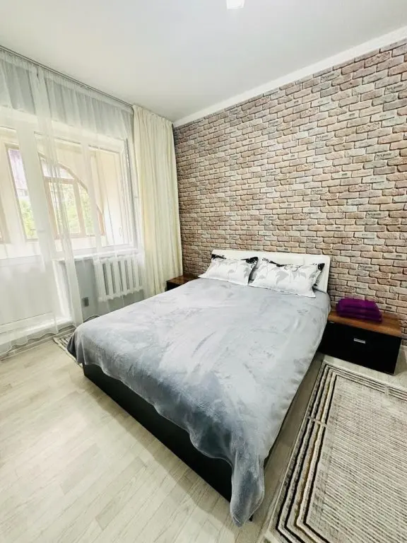 Алматы: YourHouse (ЙоХаус) в микрорайоне Мамыр-1