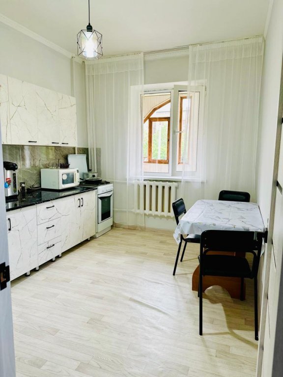 Алматы: YourHouse (ЙоХаус) в микрорайоне Мамыр-1