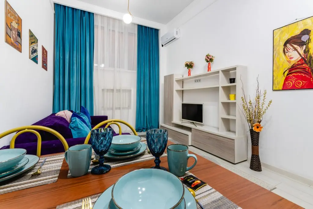Алматы: Meridian Apartments (Мередиан Апартментс) на улице Шевченко