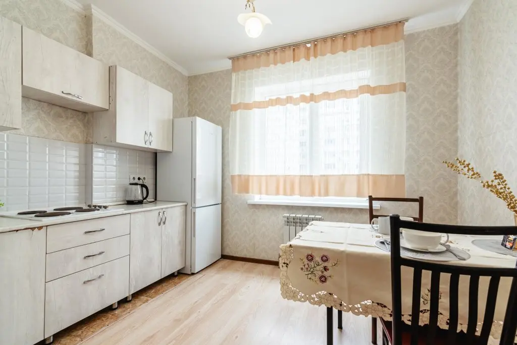 Алматы: Meridian Apartments (Мередиан Апартментс) на улице Мукагали Макатаева 131 корпус 3