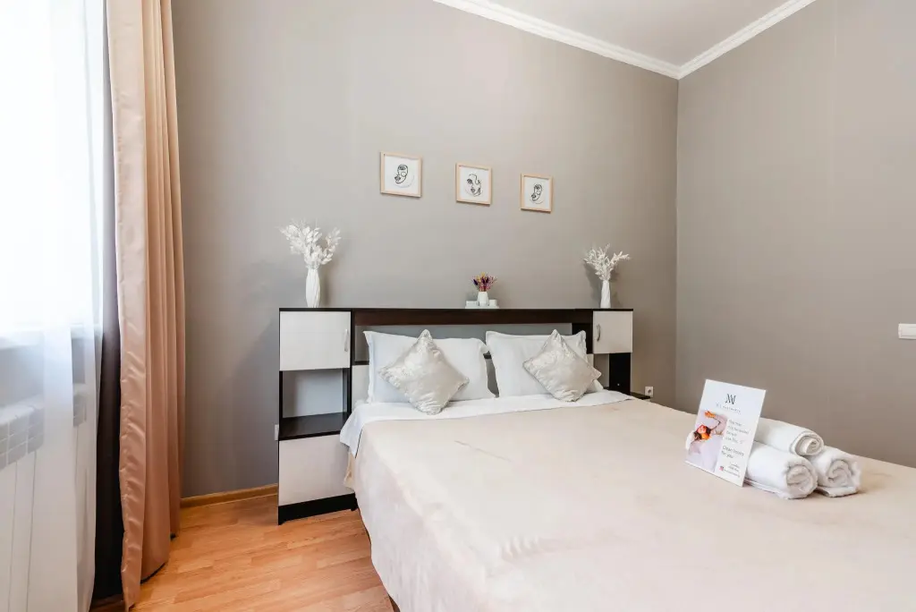 Алматы: Meridian Apartments (Мередиан Апартментс) на проспекте Сакена Сейфуллина 525